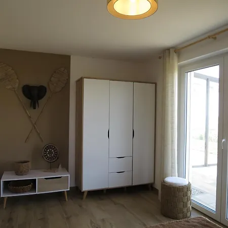 Naturnahe Traumferienwohnung Mit Panoramablick Appartement Gnotzheim