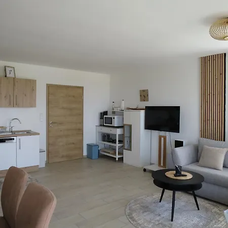 Naturnahe Traumferienwohnung Mit Panoramablick *